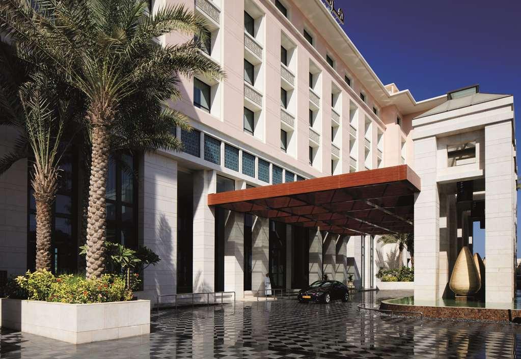 Radisson Collection Muscat, Hormuz Grand Hotell Exteriör bild The Ritz-Carlton, Bahrain