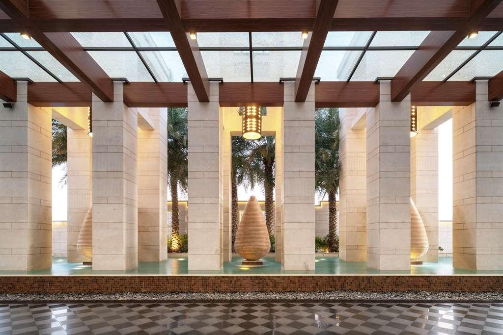 Radisson Collection Muscat, Hormuz Grand Hotell Exteriör bild The interior of the hotel